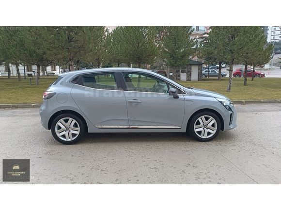 2025 Model Hatasız Boyasız Tramersiz Clio 1.0 TCE Evolution X-Tr