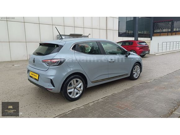 2025 Model Hatasız Boyasız Tramersiz Clio 1.0 TCE Evolution X-Tr