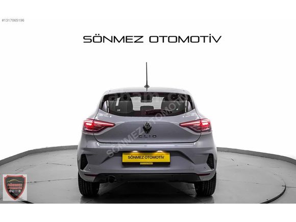 SÖNMEZ'DEN 2025 CLİO 1.0TCE EVOLUTİON GSR HATASIZ 39.000KM