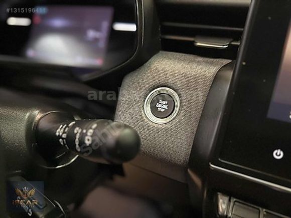 İSCARDAN 2024 RENAULT CLİO 1.0 TCE EVOLUTİON 390.000 PEŞİNATLA