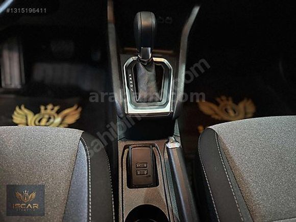 İSCARDAN 2024 RENAULT CLİO 1.0 TCE EVOLUTİON 390.000 PEŞİNATLA