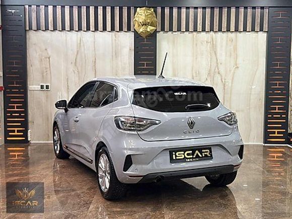 İSCARDAN 2024 RENAULT CLİO 1.0 TCE EVOLUTİON 390.000 PEŞİNATLA