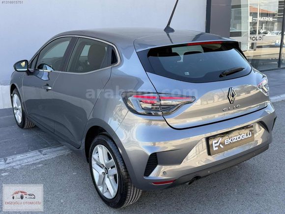 2025 CLİO EVOLUTİON GSR 2 HATASIZ BOYASIZ 12.000 KM K.K.TAKSİT