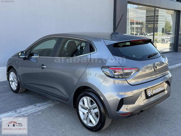 2025 CLİO EVOLUTİON GSR 2 HATASIZ BOYASIZ 12.000 KM K.K.TAKSİT