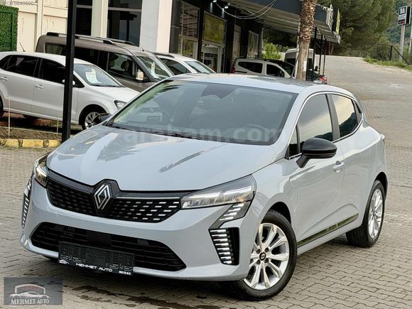 2025 CLİO OTOMATİK BOYASIZ 27 BİN KM