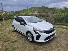 2024 CLİO 1.0 TCE OTOMATİK VİTES 27 BİN KM'DE CAM GİBİ