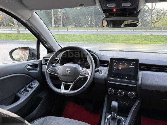 2025 RENAULT CLIO 1.0 TCE EVOLUTION 25.000 KM HATASIZ BOYASIZ