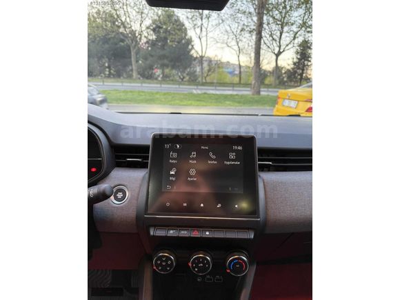 2025 RENAULT CLIO 1.0 TCE EVOLUTION 25.000 KM HATASIZ BOYASIZ