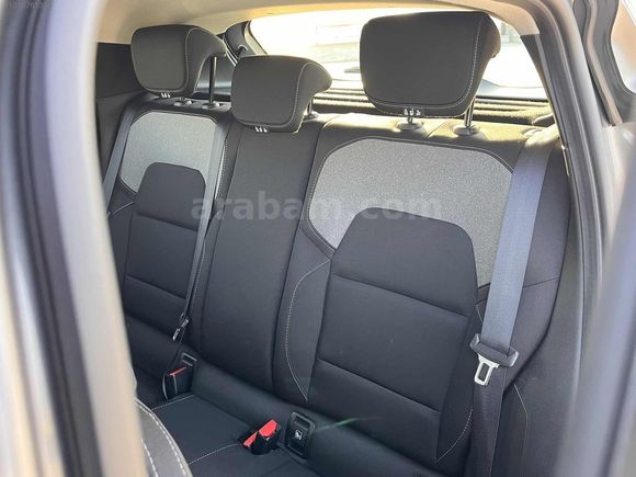 2025 RENAULT CLIO 1.0TCe EVOLOTİON %20 FATURALI HATASIZ