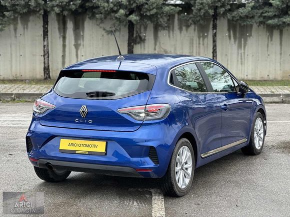 ARICI OTOMOTİV'DEN SIFIR AYARINDA RENAULT CLİO
