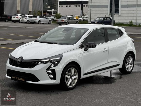 2025-RENAULT-CLİO-1.0 TCE-EVOLUTION-HATASIZ-%20 KDV-8.000KM