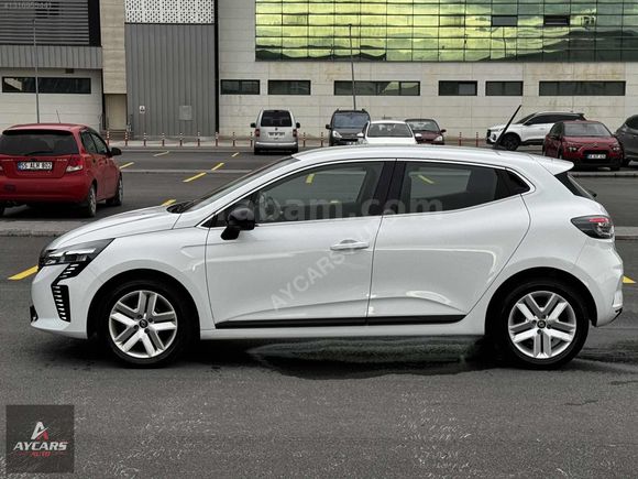 2025-RENAULT-CLİO-1.0 TCE-EVOLUTION-HATASIZ-%20 KDV-8.000KM