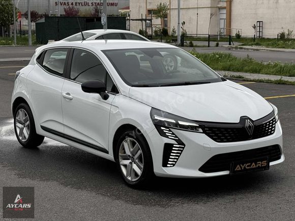 2025-RENAULT-CLİO-1.0 TCE-EVOLUTION-HATASIZ-%20 KDV-8.000KM