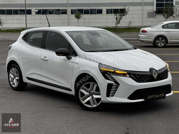 2025-RENAULT-CLİO-1.0 TCE-EVOLUTION-HATASIZ-%20 KDV-8.000KM