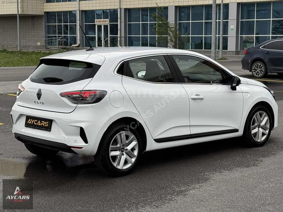 2025-RENAULT-CLİO-1.0 TCE-EVOLUTION-HATASIZ-%20 KDV-8.000KM