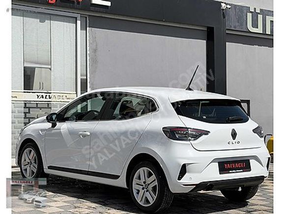 2025 Boyasız ! 7.200 Km CLİO 1.0T_EVOLUTİON_X-Tronic_GSR2_%20KDV