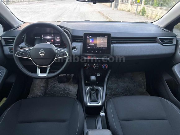 HATASIZ 2025 CLİO EVULOTİON 8.000 KM GSR2