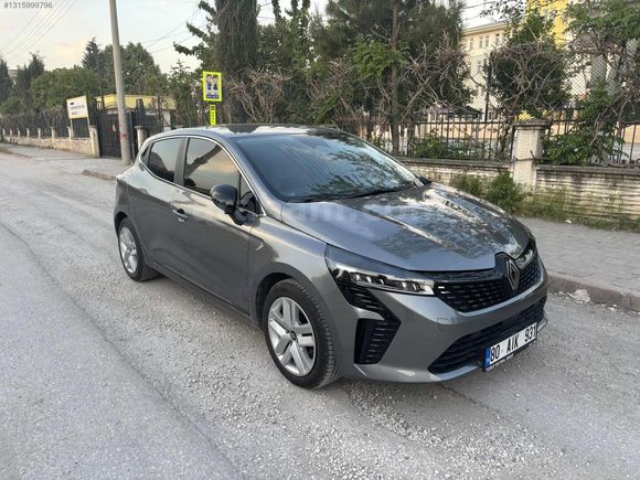 HATASIZ 2025 CLİO EVULOTİON 8.000 KM GSR2