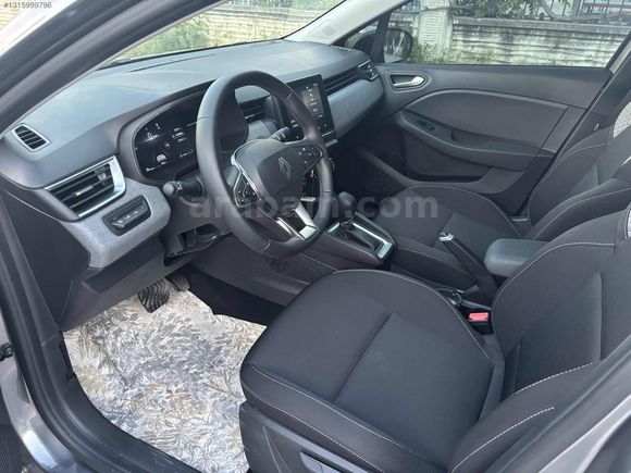 HATASIZ 2025 CLİO EVULOTİON 8.000 KM GSR2