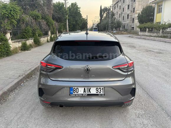 HATASIZ 2025 CLİO EVULOTİON 8.000 KM GSR2