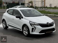 2025-RENAULT-CLİO-1.0 TCE-EVOLUTION-HATASIZ-%20 KDV-8.000KM