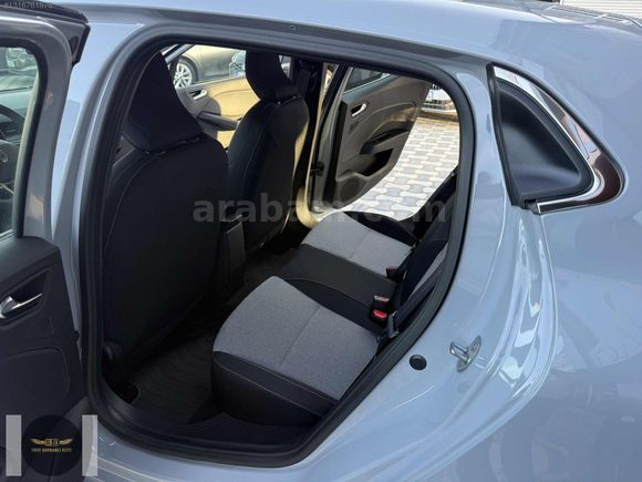 2025 RENAULT CLIO 1.0 TCE 90 BG GSR LI EVOLUTION BOYASZ 6.100 KM