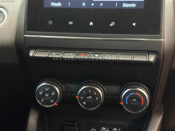 FLİES MOTORS'DAN CLİO 1.0 TCE 25'BİN KM HATASIZ GSR-ÇELİK JANT