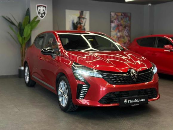 FLİES MOTORS'DAN CLİO 1.0 TCE 25'BİN KM HATASIZ GSR-ÇELİK JANT