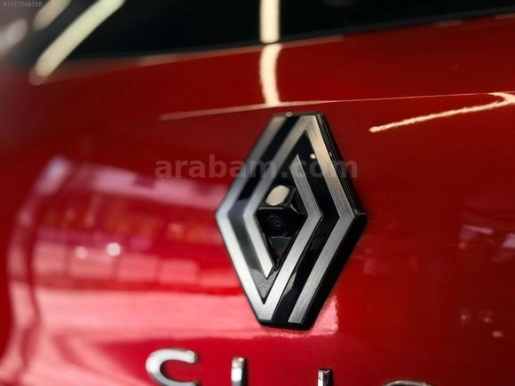 FLİES MOTORS'DAN CLİO 1.0 TCE 25'BİN KM HATASIZ GSR-ÇELİK JANT
