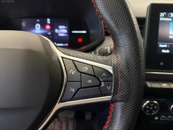 FLİES MOTORS'DAN CLİO 1.0 TCE 25'BİN KM HATASIZ GSR-ÇELİK JANT