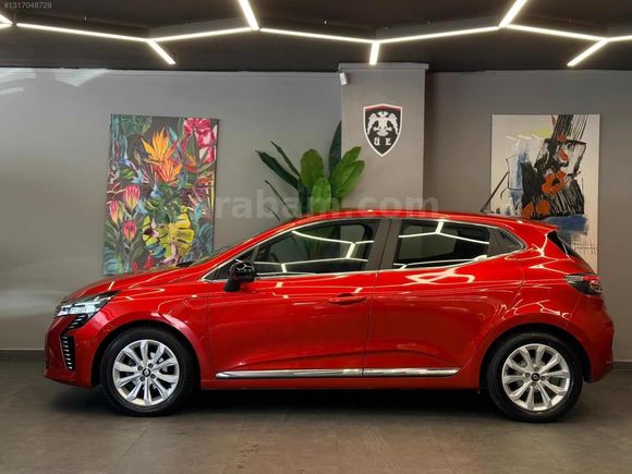 FLİES MOTORS'DAN CLİO 1.0 TCE 25'BİN KM HATASIZ GSR-ÇELİK JANT