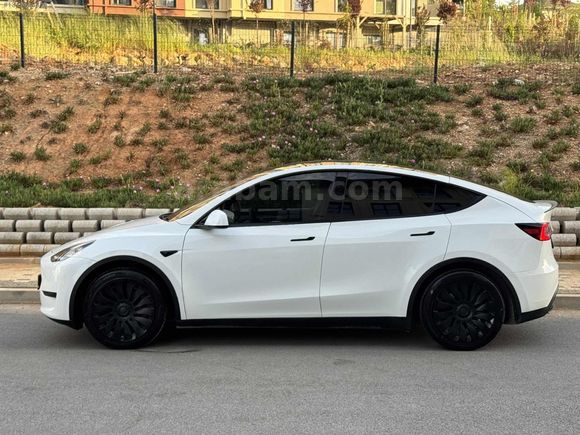TESLA MODEL Y FUL CAM TAVAN 36.000KM 2024 (TAKAS OLUR)