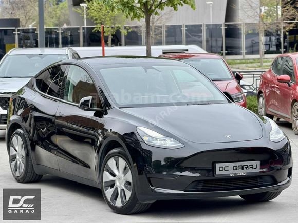 *DC GARAJ*TESLA MODEL Y/2024/32.000KM/SOLID BLACK/HATASZ/BOYASIZ