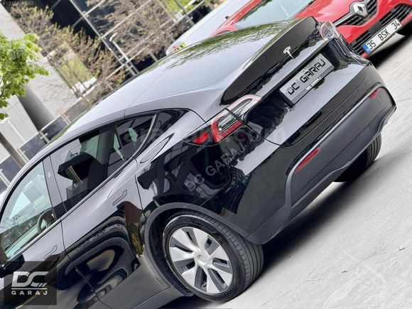 *DC GARAJ*TESLA MODEL Y/2024/32.000KM/SOLID BLACK/HATASZ/BOYASIZ