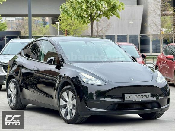 *DC GARAJ*TESLA MODEL Y/2024/32.000KM/SOLID BLACK/HATASZ/BOYASIZ