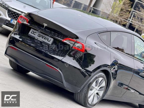 *DC GARAJ*TESLA MODEL Y/2024/32.000KM/SOLID BLACK/HATASZ/BOYASIZ