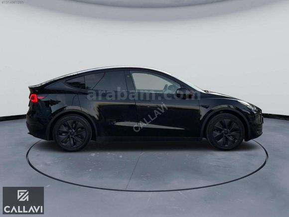 2024 TESLA MODEL Y YENİ TİP SİYAH RENK HATASIZ 36.000 KM