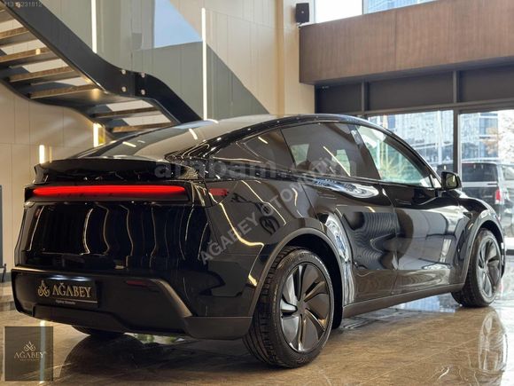 AĞABEY'DEN 2025 TESLA MODEL Y PREMİUM (JUNİPER)-OTOPLT-HATSZ