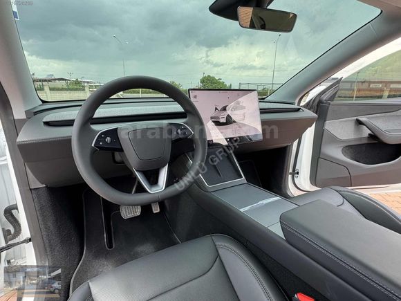 ÜNLÜ GRUP TAN 2025 TESLA MODEL Y JUNIPER PREMIUM HATASIZ