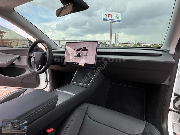 ÜNLÜ GRUP TAN 2025 TESLA MODEL Y JUNIPER PREMIUM HATASIZ