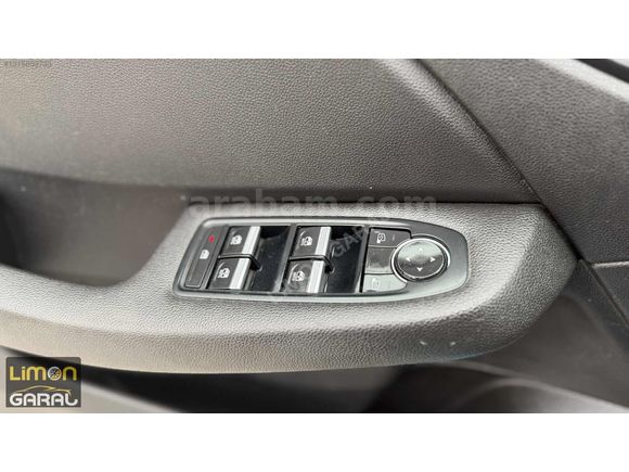 "LİMON GARAJ"RENAULT CLİO LANSMAN RENK TERTEMİZ
