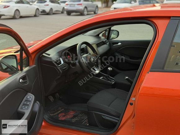 BULUTOĞLU AUTO'DAN 2023 CLİO 1.0 TCE TOUCH 90PS **HATASIZ**