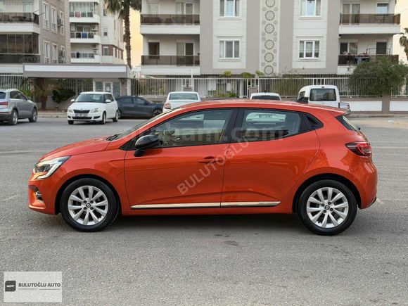 BULUTOĞLU AUTO'DAN 2023 CLİO 1.0 TCE TOUCH 90PS **HATASIZ**