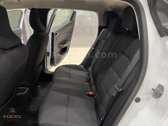 2023 MODEL RENAULT CLİO TOUCH BENZİN OTOMATİK GERİ GÖRÜŞ
