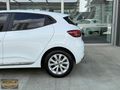 KARATEKİNDEN OTOMATİK GERİ GÖRÜŞLÜ EKRANLI TOUCH CLIO