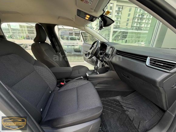 KARATEKİNDEN OTOMATİK GERİ GÖRÜŞLÜ EKRANLI TOUCH CLIO