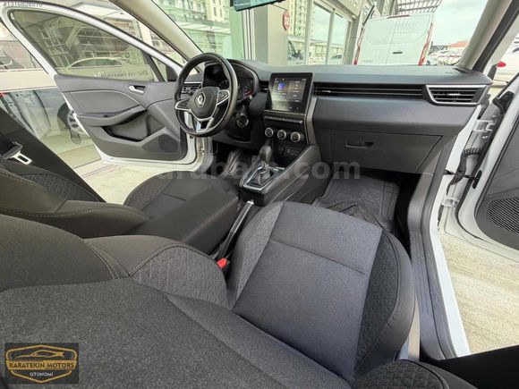 KARATEKİNDEN OTOMATİK GERİ GÖRÜŞLÜ EKRANLI TOUCH CLIO