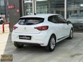 KARATEKİNDEN OTOMATİK GERİ GÖRÜŞLÜ EKRANLI TOUCH CLIO