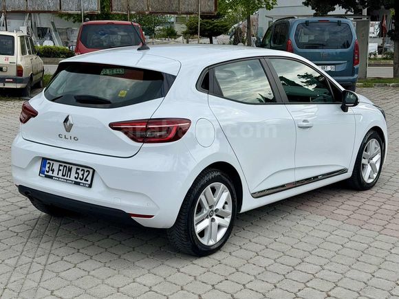 2022 servis bakımlı düşük kmli clio