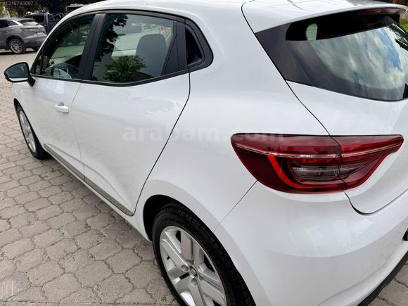 2022 servis bakımlı düşük kmli clio